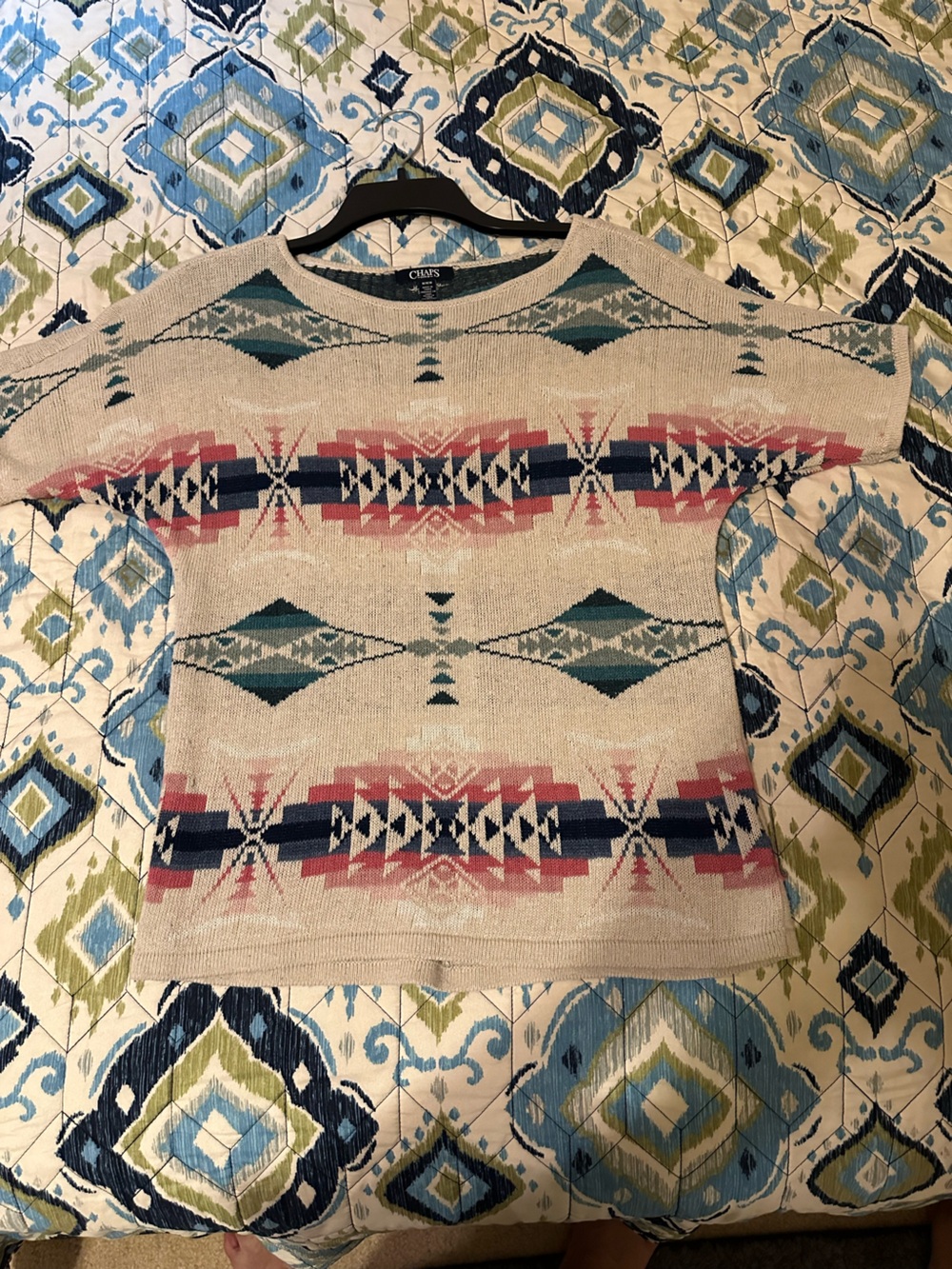 Chaps Cream Short Sleeve Knit Top with Blue and Pink Aztec Print. Size Medium - Picture 6 of 9